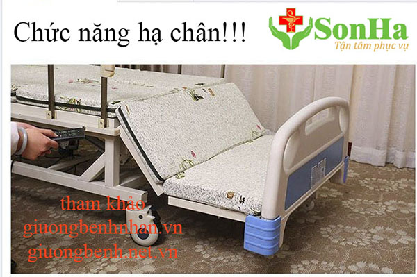 - Giường bệnh nhân Nikita 4 tay quay  hạ chân